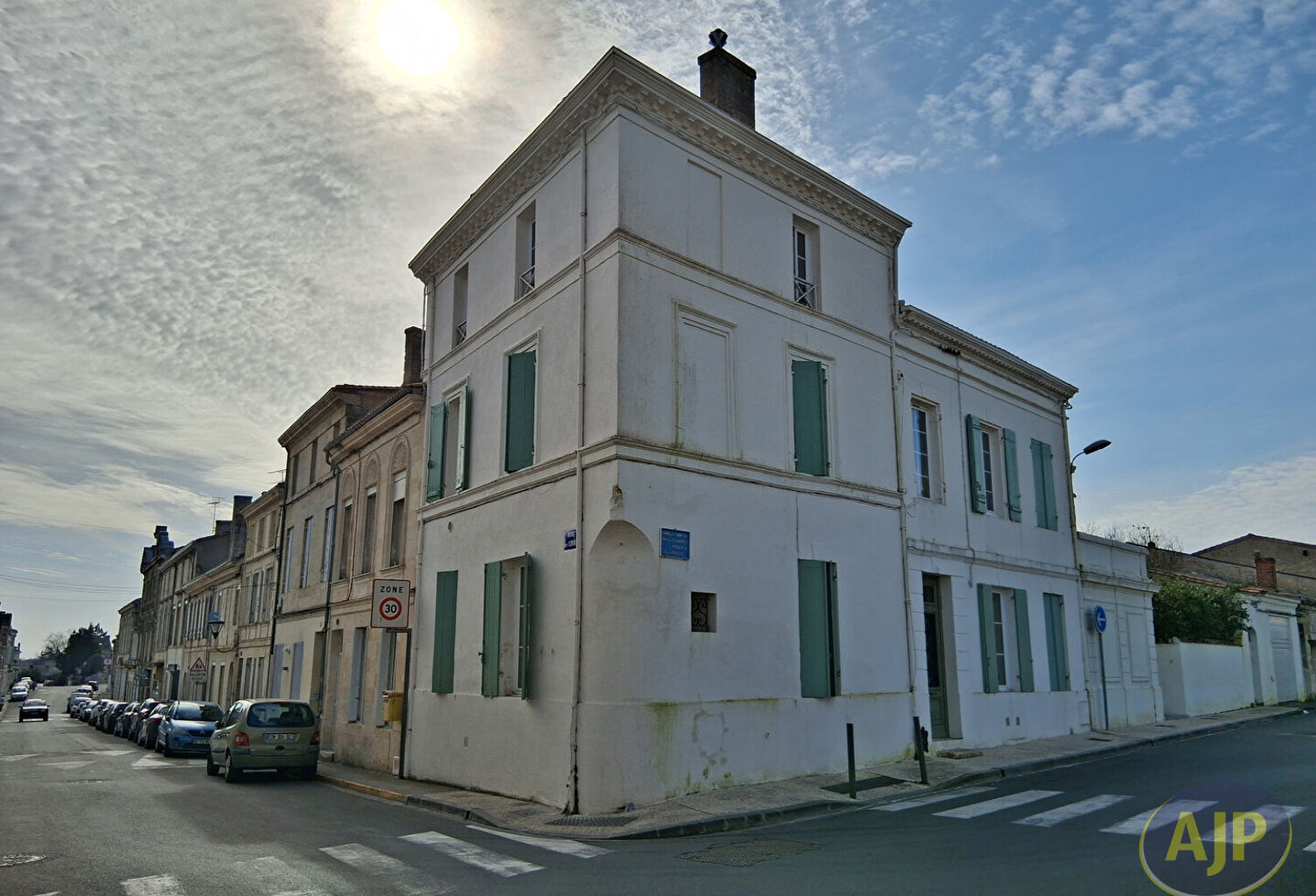 Un immeuble de rapport à Pauillac — photo 1