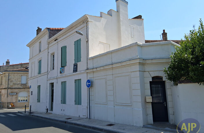Un immeuble de rapport à Pauillac — photo 2