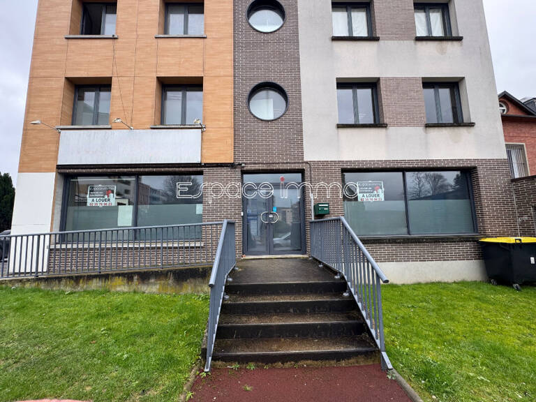 LOCAL COMMERCIAL - SHOWROOM - BUREAUX - PARKING - MAROMME CENTRE - 227 m² — photo 1