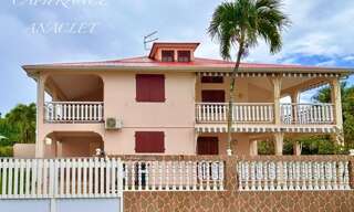 Maison 7 Pièces 135 m² à louer à Le Lamentin (97232)