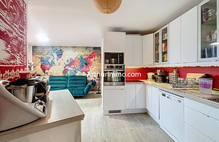 ARTHURIMMO – À VENDRE – Bel appartement 3 pièces avec terrasse – Exposition Est — photo 2