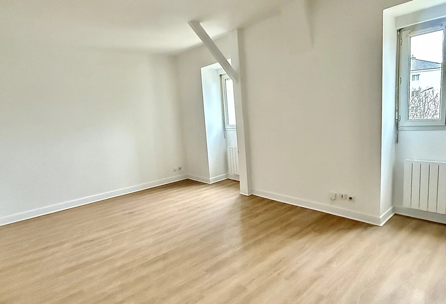 Appartement à Louer centre ville de Lamorlaye, — photo 1