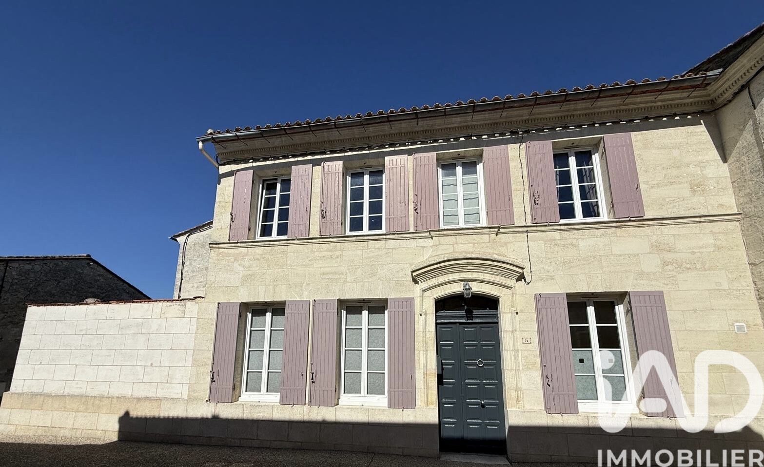 St-Andre-De-Cubzac - 163m² - 6p. - 4ch.