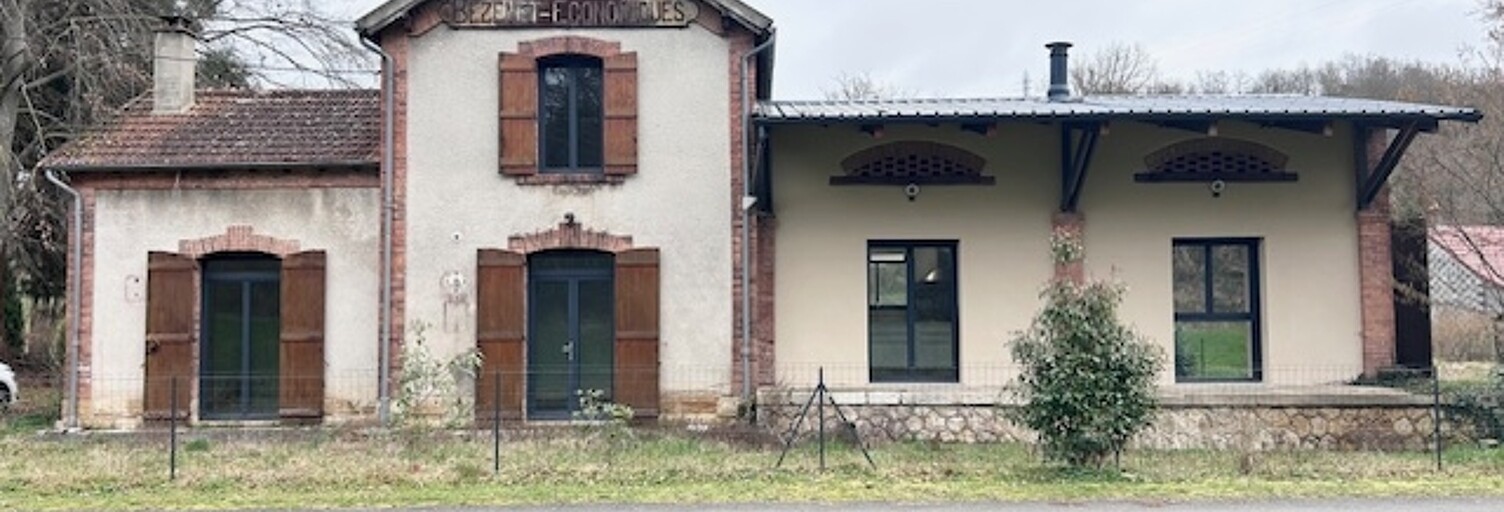 Maison 4 Pièces 121 m² à louer à Bézenet (03170)