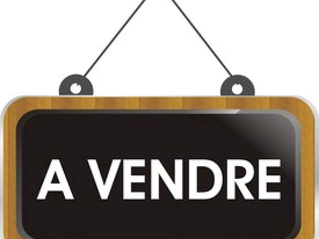 Investisseur. A vendre 6 places de parkings aériens rue du Docteur Roux à Bordeaux Caudéran — photo du bien