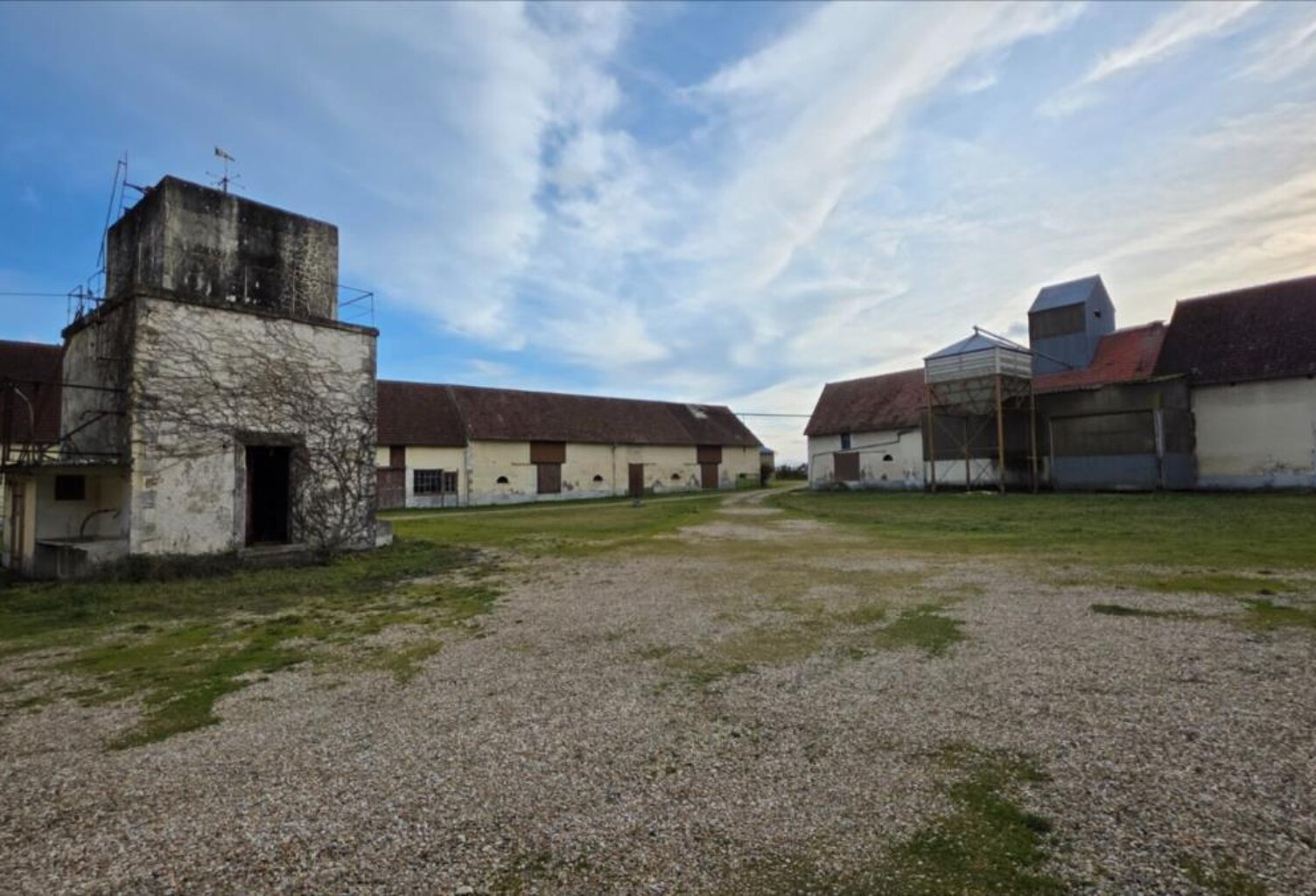 Vente terrain  5000000 m² Neuvy-Pailloux (36100) — photo 1