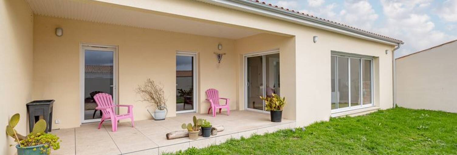 Maison 5 Pièces 127 m² à vendre à Saintes (17100)