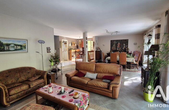 Vente Maison/villa 6 pièces — photo 2