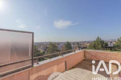 Appartement 4 pièces 240000 €