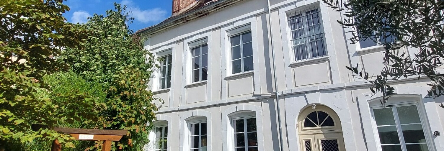 Maison 8 Pièces 285 m² à vendre à Sens (89100)