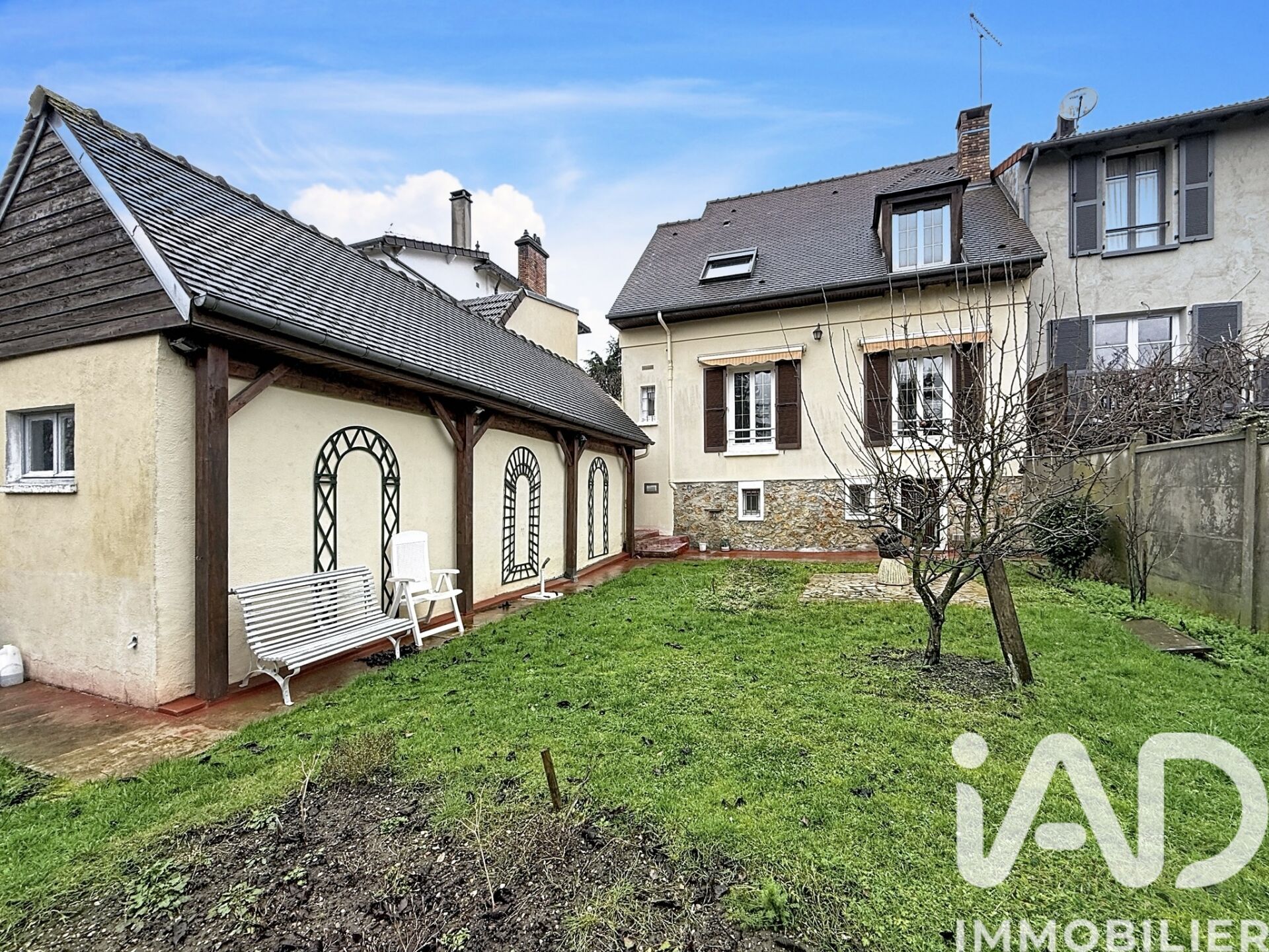 Verrieres-le-Buisson - 110m² - 5p. - 4ch.