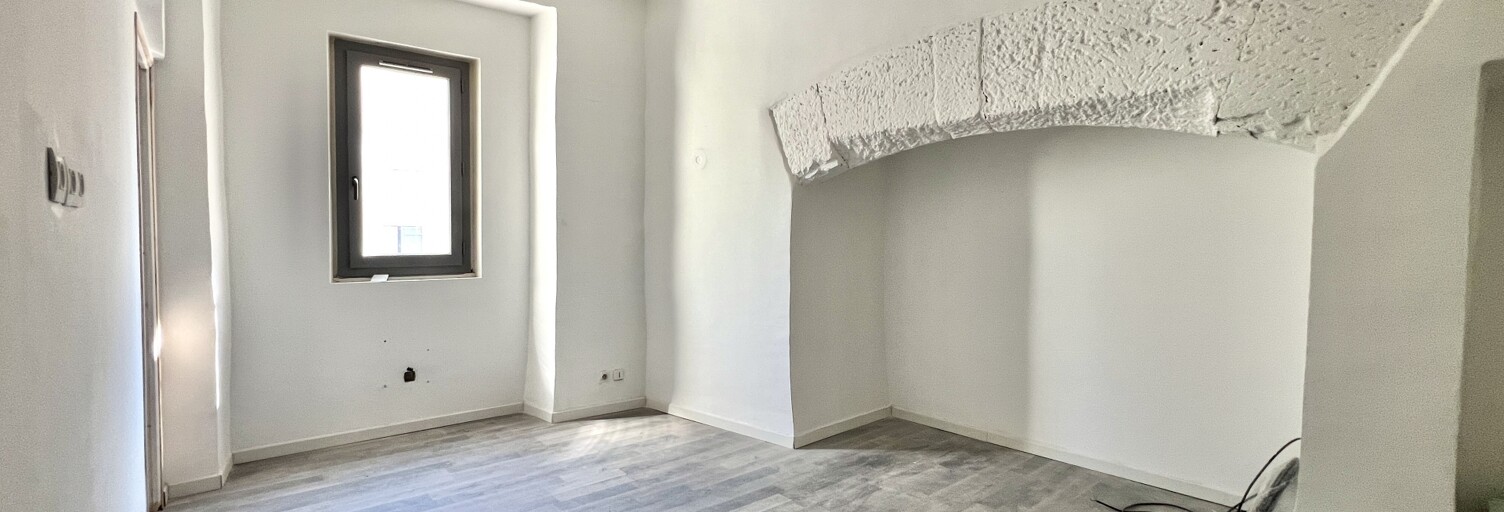 Immeuble  150 m² à vendre à Apt (84400)
