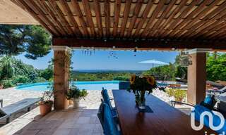 Maison 5 Pièces 190 m² à vendre à Tourrettes-sur-Loup (06140)