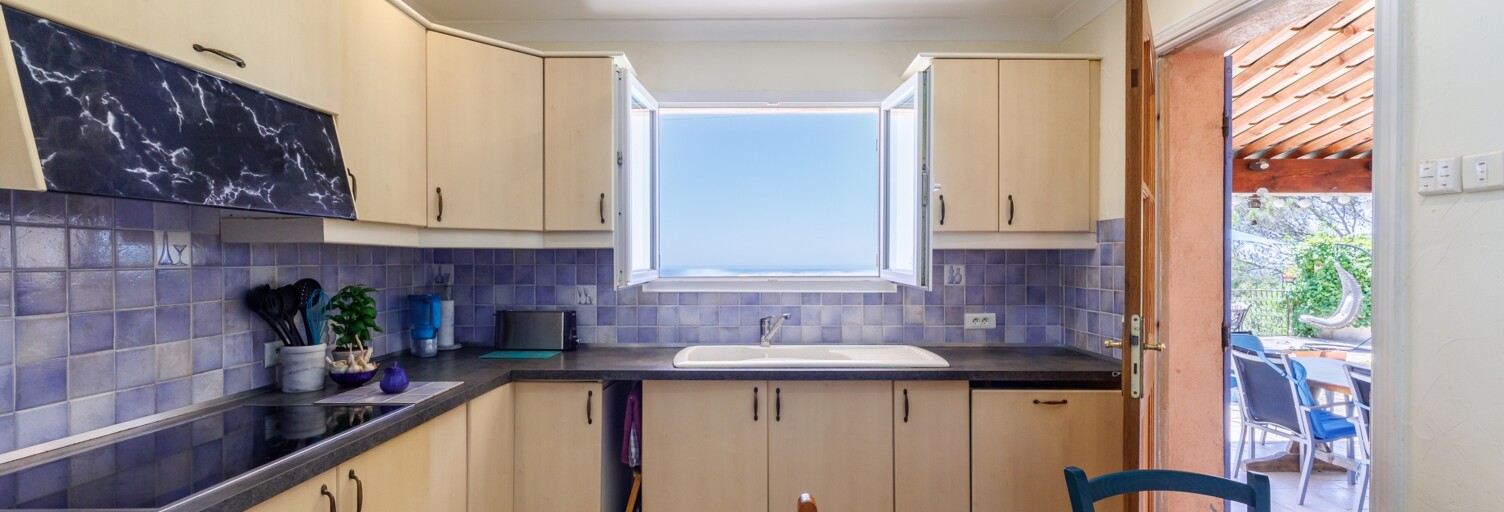 Maison 5 Pièces 190 m² à vendre à Tourrettes-sur-Loup (06140)