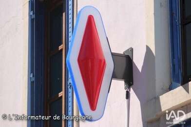 Commerce  154000 €