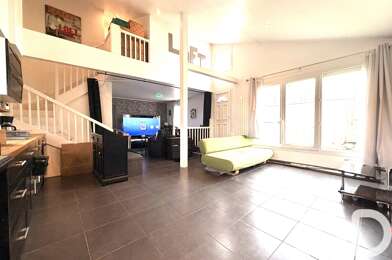 Appartement 5 pièces 220000 €