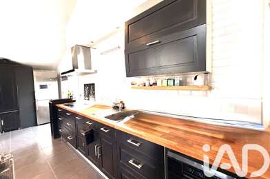 Appartement 5 pièces 220000 €