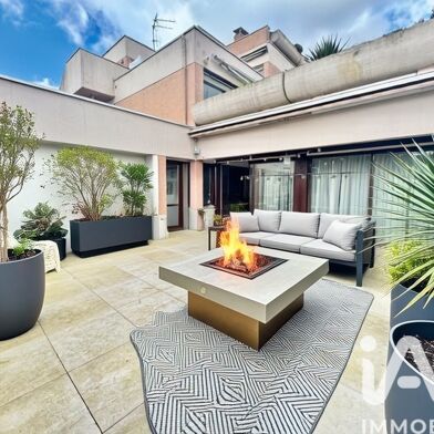 Appartement 6 pièces 249100 €