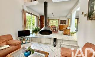 Maison 5 Pièces 130 m² à vendre à La Ville-du-Bois (91620)