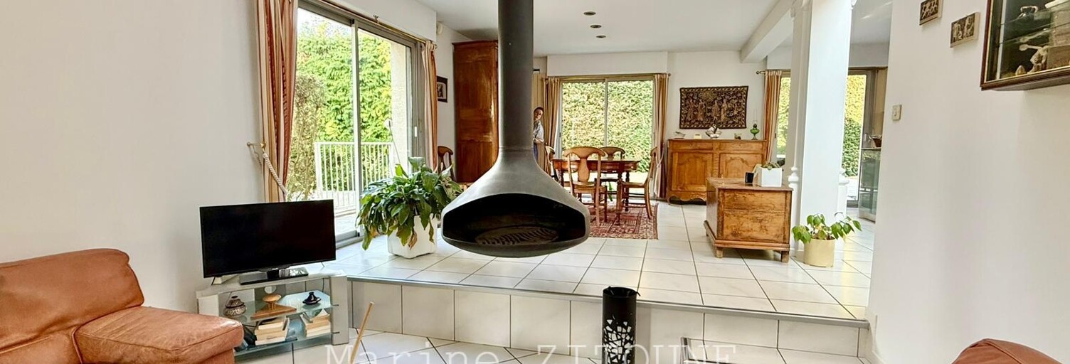 Maison 5 Pièces 130 m² à vendre à La Ville-du-Bois (91620)