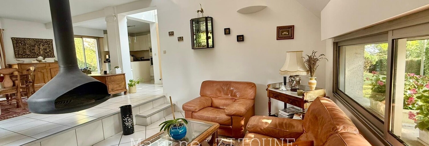 Maison 5 Pièces 130 m² à vendre à La Ville-du-Bois (91620)