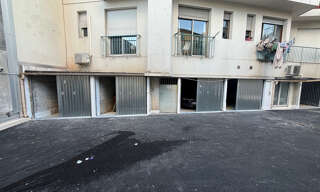 Garage   m² à louer à Nice (06200)