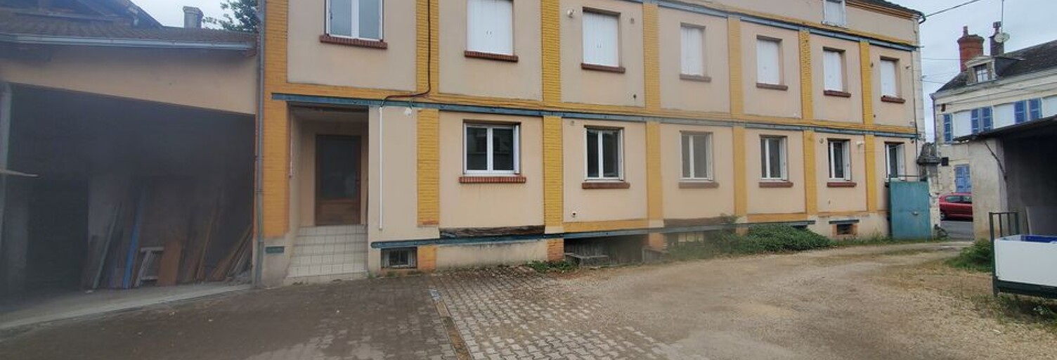 Immeuble  840 m² à vendre à Vierzon (18100)