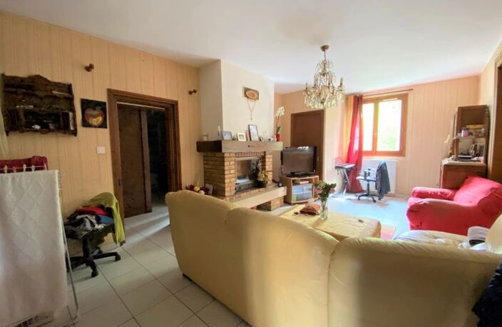 VIERZON PROCHE CENTRE - 2 immeubles de rapport + 1 atelier — photo 3