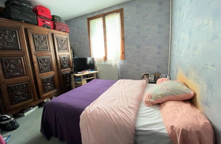 VIERZON PROCHE CENTRE - 2 immeubles de rapport + 1 atelier — photo 4