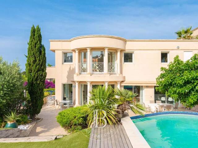 Vente Maison - Roucas Blanc - Parc privé - Vue mer - Piscine — photo du bien