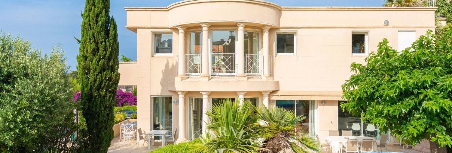 Maison 8 Pièces 356 m² à vendre à Marseille 7 (13007)