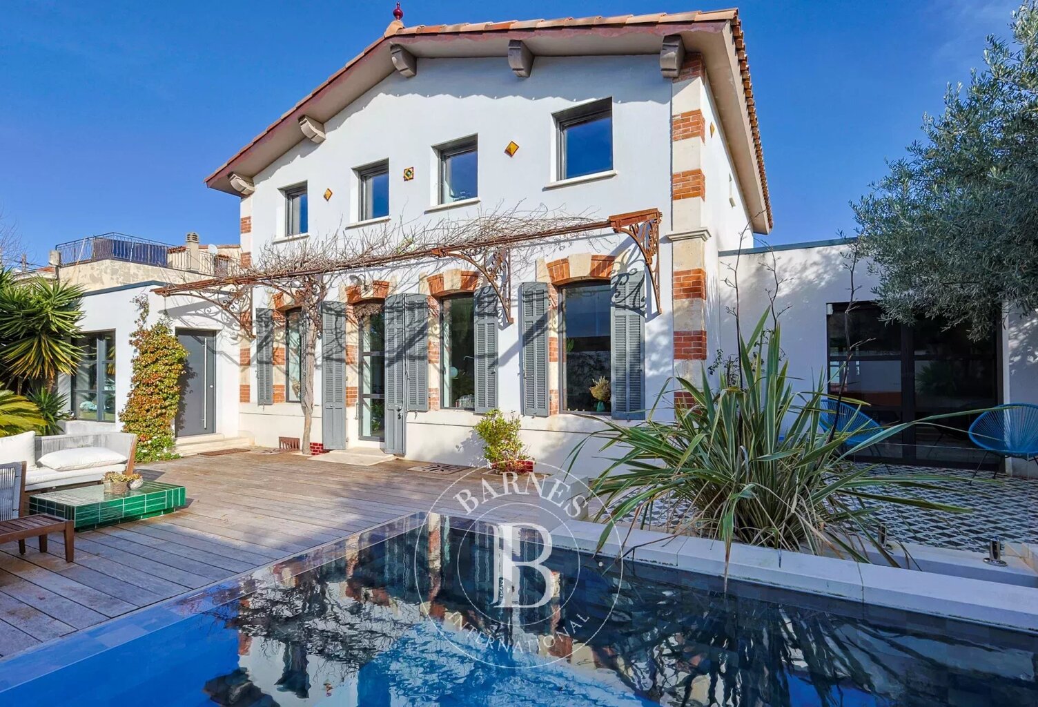 VENTE - MAISON - 13012 - SAINT BARNABE - PISCINE — photo 1