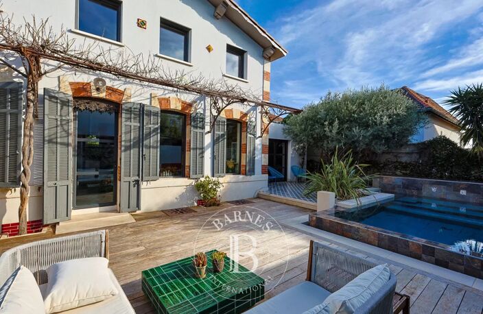 VENTE - MAISON - 13012 - SAINT BARNABE - PISCINE — photo 2