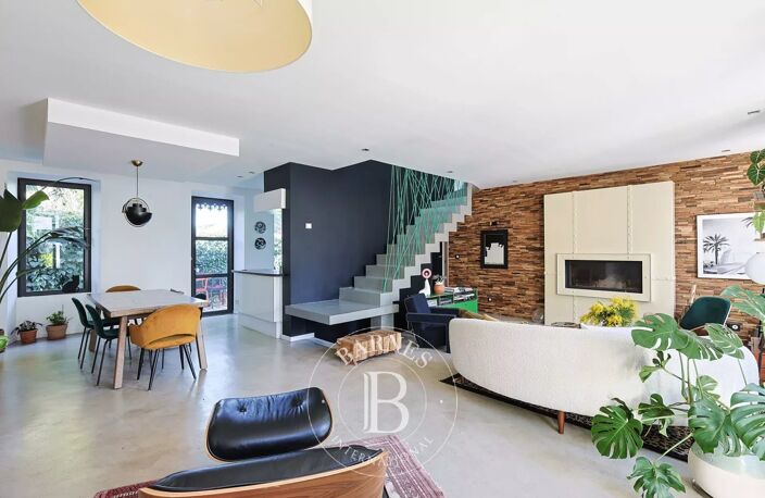 VENTE - MAISON - 13012 - SAINT BARNABE - PISCINE — photo 3