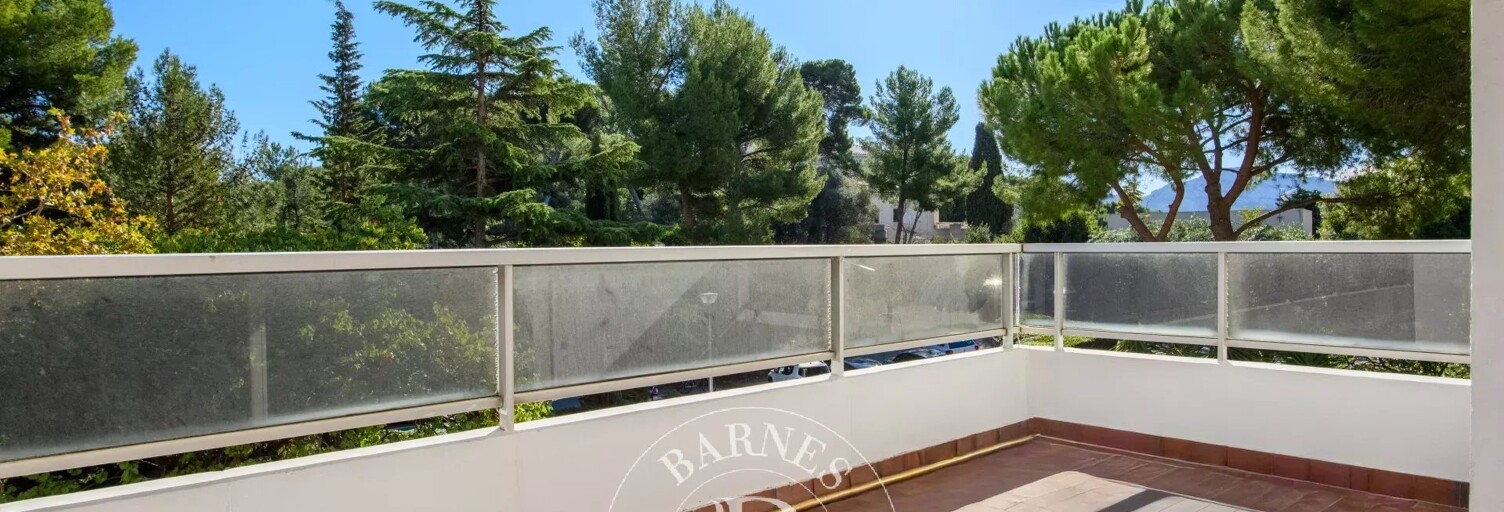 Appartement 6 Pièces 170 m² à vendre à Marseille 8 (13008)