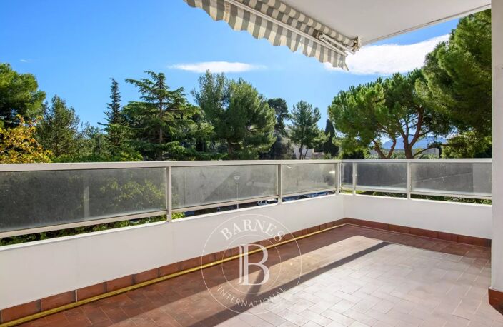 Vente appartement de prestige rénové – Terrasses – Résidence séc — photo 3