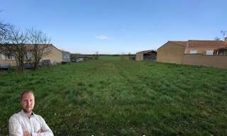 Terrain  956 m² à vendre à Saint-Saturnin-du-Bois (17700)