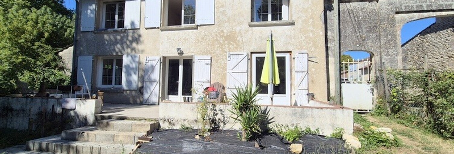 Maison 4 Pièces 115 m² à vendre à Essouvert (17400)