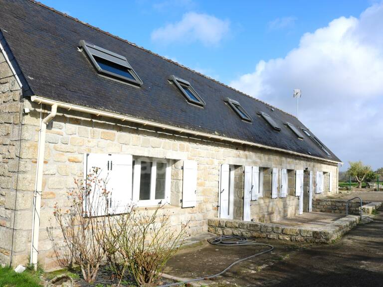 EXCLUSIVITE Longère de 177 m2 en pierres à vendre, 7 pièces GUENGAT (29) terrain de 1359 m2, rénovée — photo 1