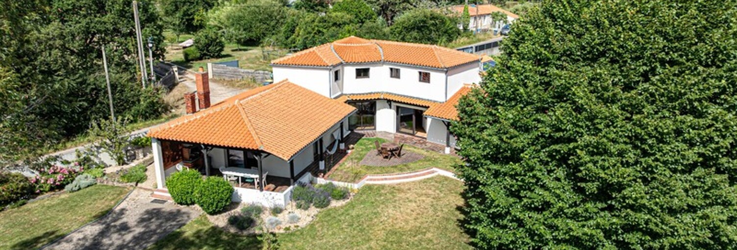 Maison 8 Pièces 218 m² à vendre à Les Sables-d'Olonne (85180)