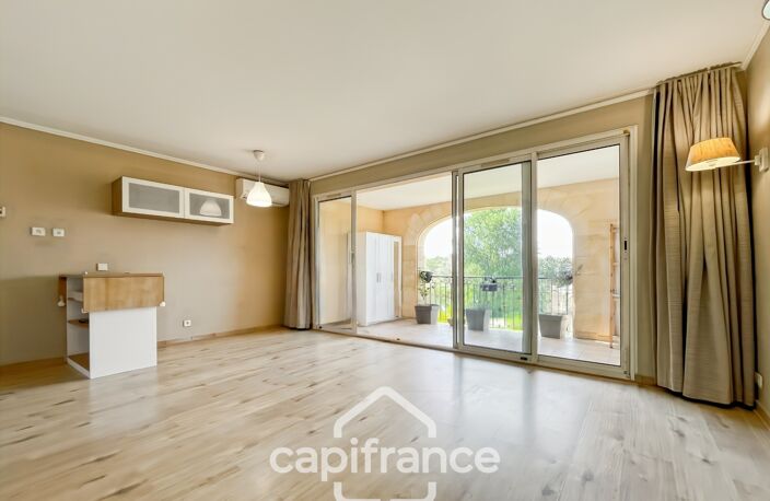 Domaine et golf de Pont Royal appartement  climatisé résidence du  lac de 43 m2 , vue lac , terrasse loggia exposition sud , place de parking , cave collective — photo 3