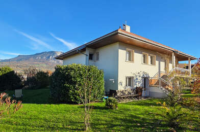 Maison 10 pièces 937000 €