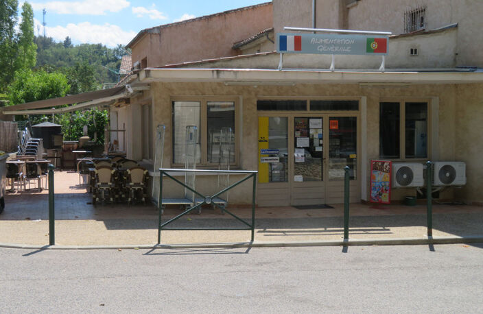 Fonds de commerce à vendre BAR/TABAC/PMU et EPICERIE à  ROUMOULES (04) — photo 2