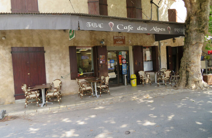 Fonds de commerce à vendre BAR/TABAC/PMU et EPICERIE à  ROUMOULES (04) — photo 4