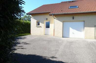 Maison 5 pièces 1180 €