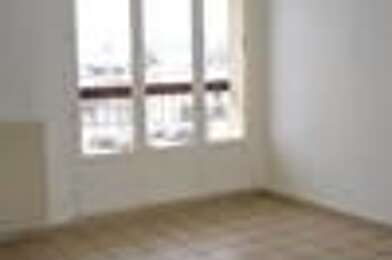 Appartement 3 pièces 830 €