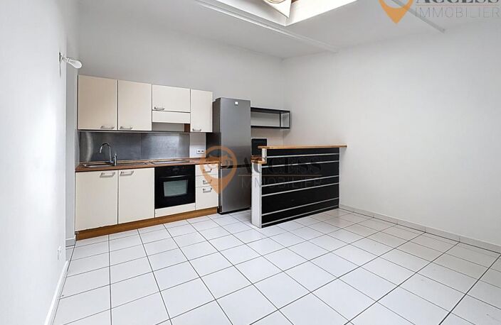 GROSLAY CENTRE - Immeuble de 5 lots en plein coeur de ville — photo 3