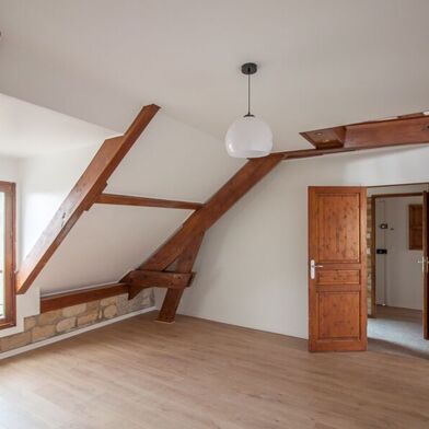 Appartement 3 pièces 1036 €