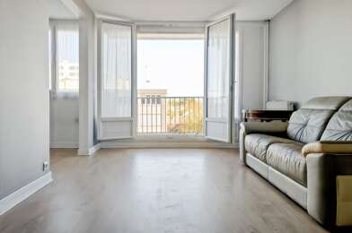 Appartement 4 pièces 171000 €