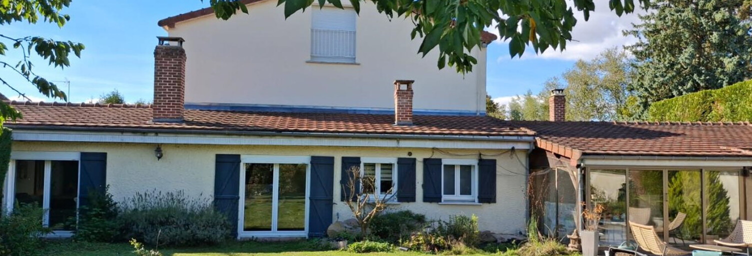 Maison 7 Pièces 207 m² à vendre à Fayet (02100)